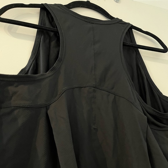 🍋 Like New - Lululemon Essential Tank - Train - Picture 8 of 8